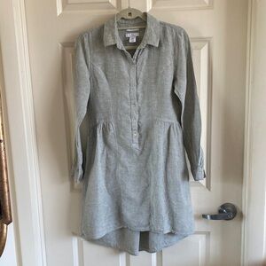 Halston H Light Gray Linen Hi/Lo Butten front dress